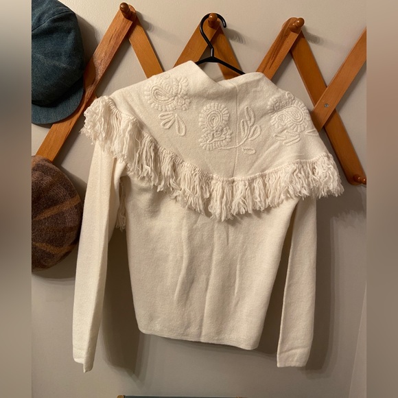 NWT Lambs Wool Fringed Sweater - Picture 7 of 7